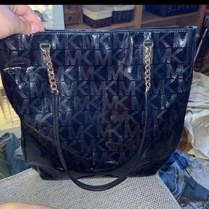 Michael Kors black Patent leather Monogram tote
